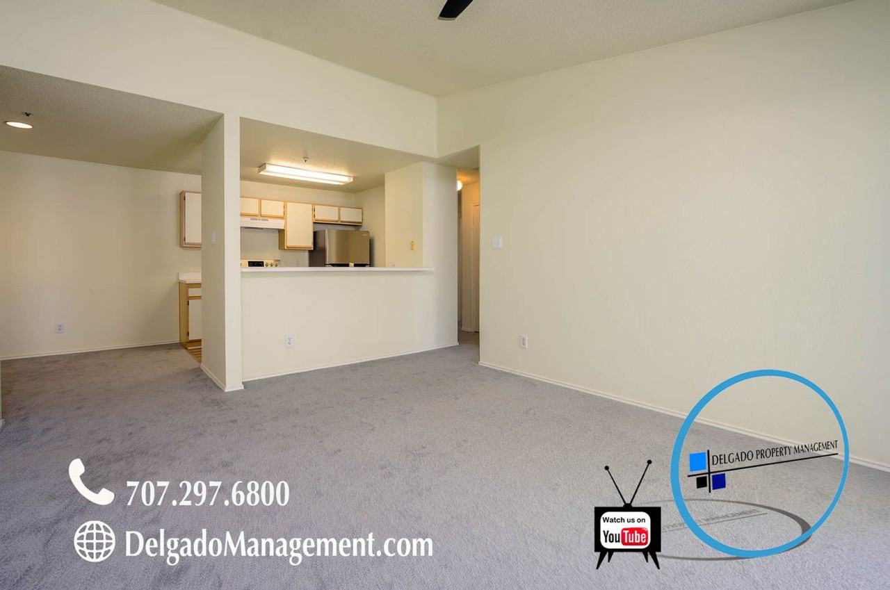 1201 Glen Cove Parkway #1715 - Photo 5 of 17