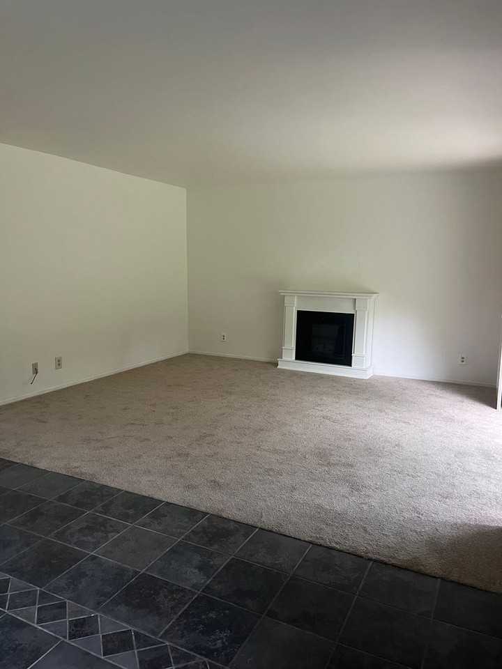 4402 Shearwater Way - Photo 6 of 29