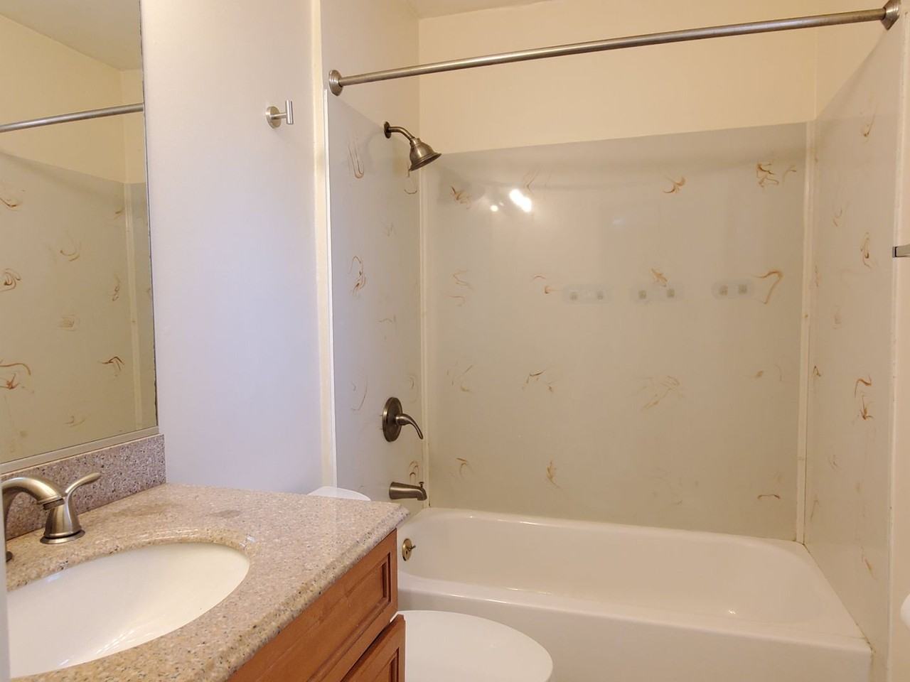 273 Mountain View Ave #1BD - Photo 3 of 4