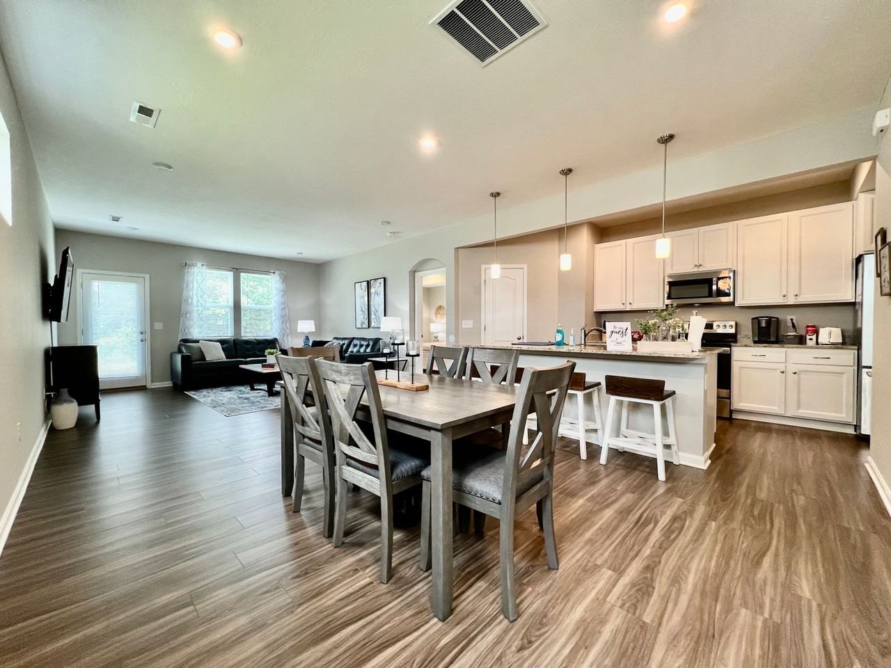 952 Southline Dr - Photo 5 of 29