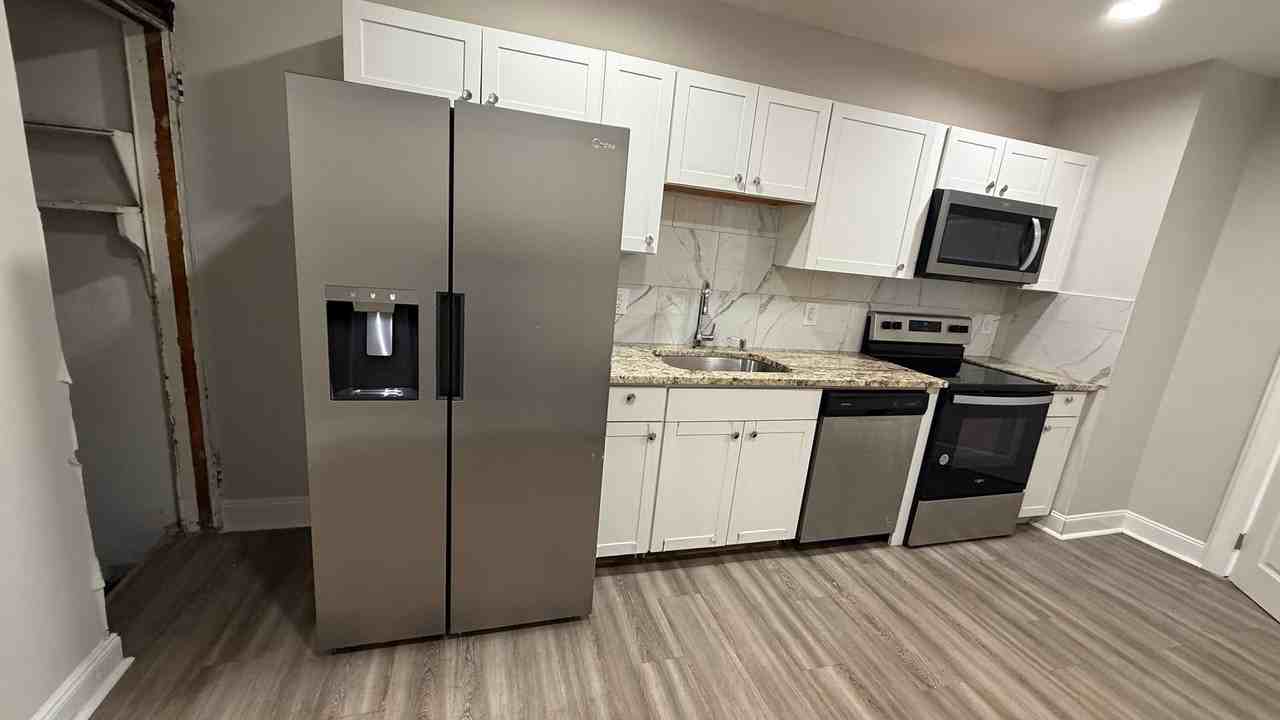 451 South St - Photo 3 of 10