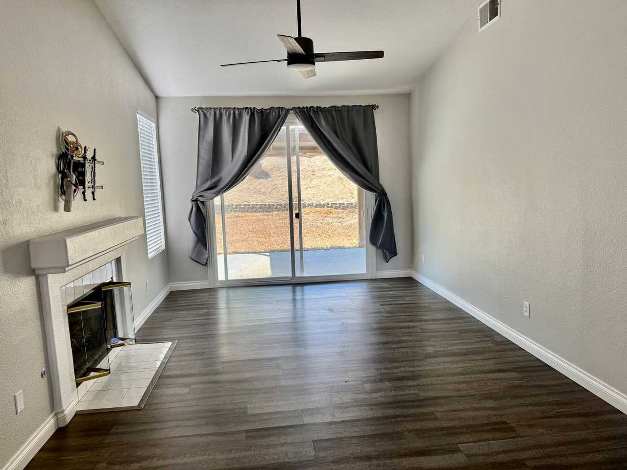 13729 Basswood Dr - Photo 2 of 12