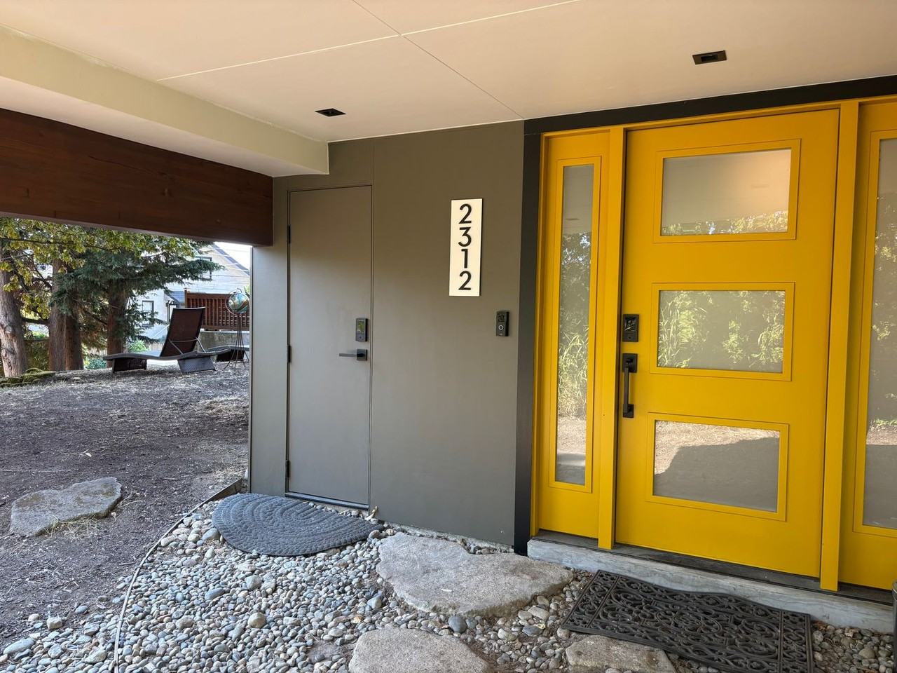 2312 N 43rd St - Photo 3 of 50