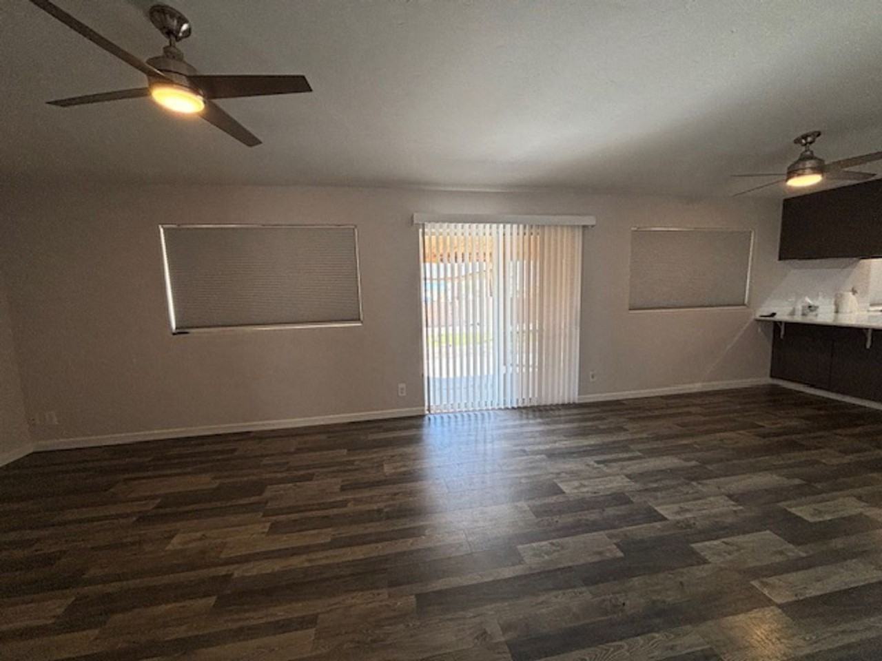 817 Cactus Dr - Photo 3 of 15