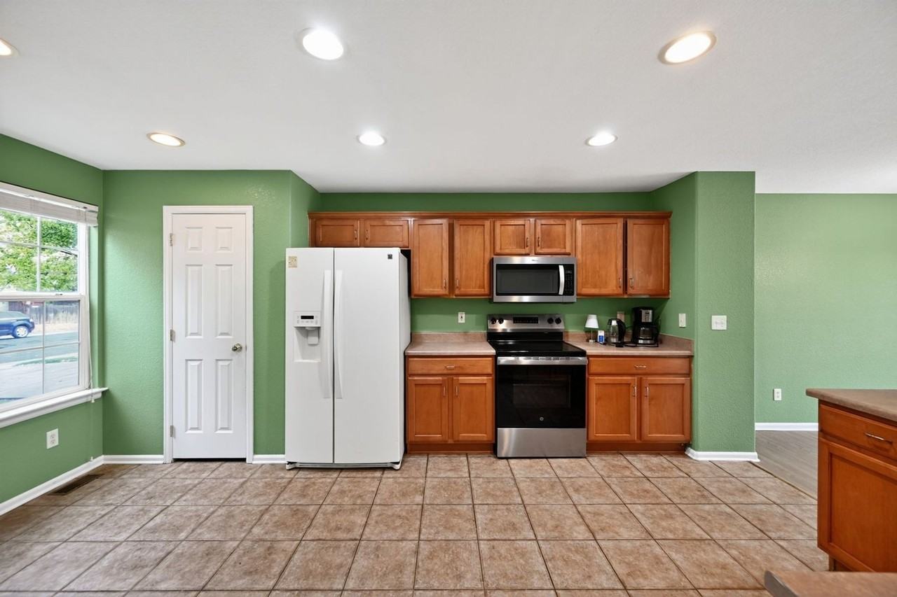 16421 E Otero Ave - Photo 3 of 41