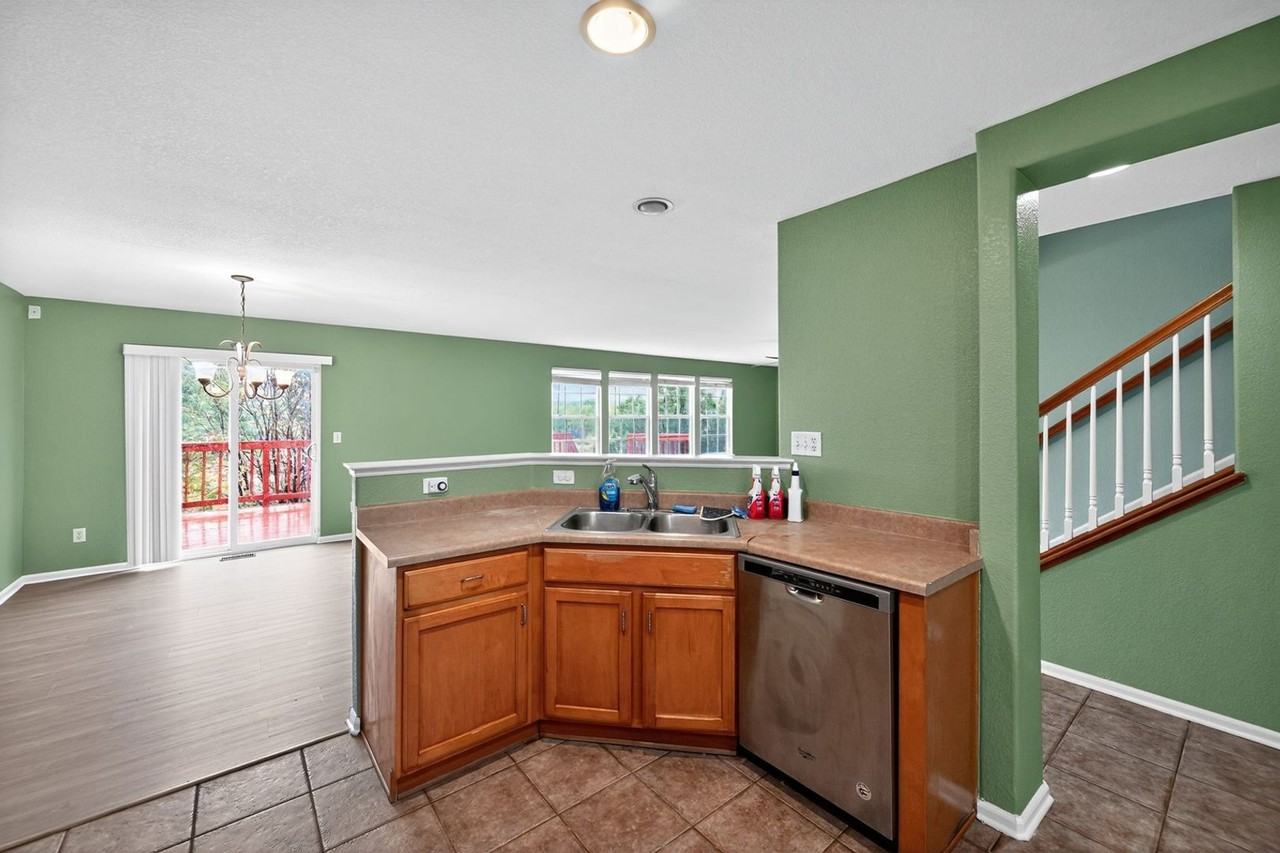 16421 E Otero Ave - Photo 5 of 41