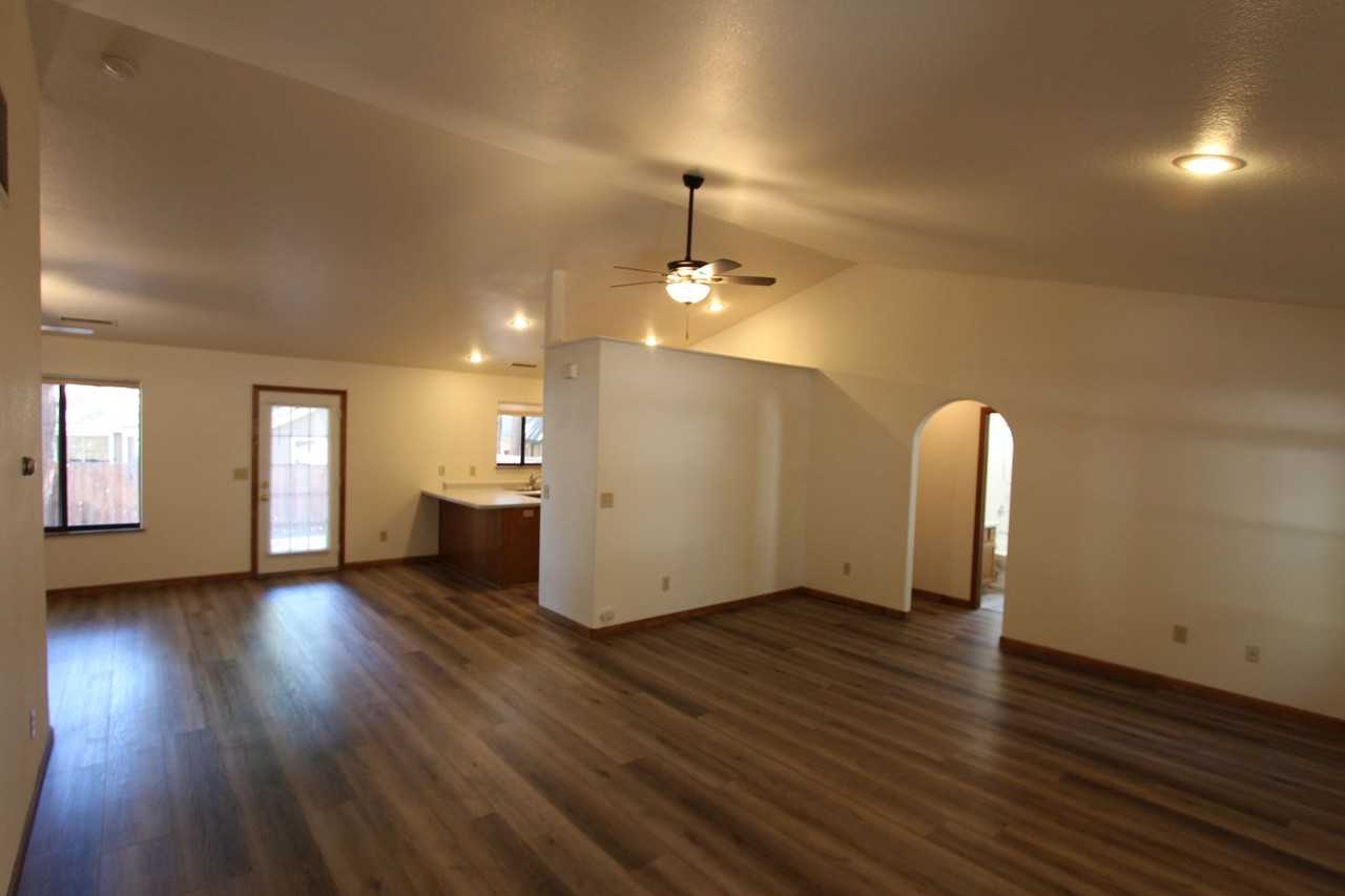 3643 S Cheryl Dr - Photo 2 of 29