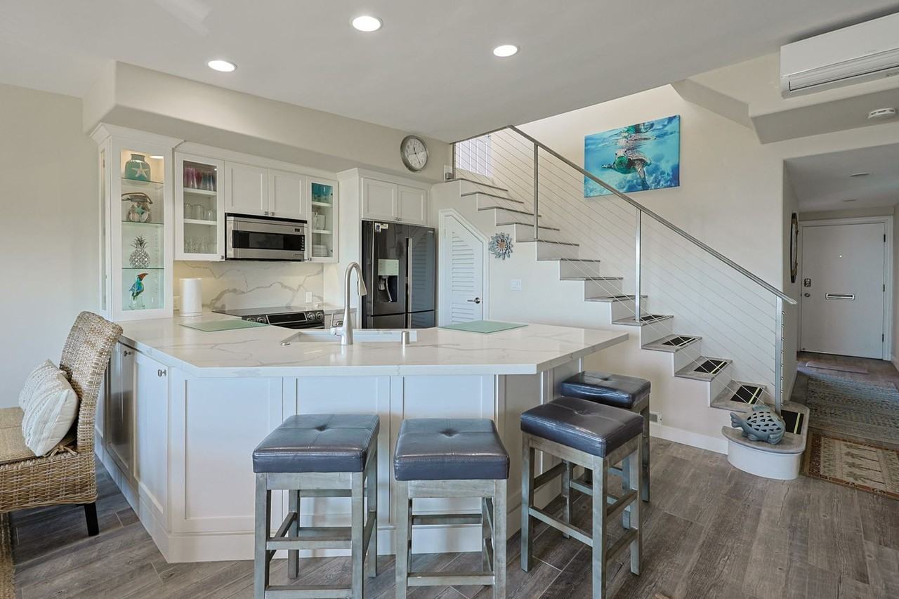 1609 Glorietta Blvd - Photo 2 of 30