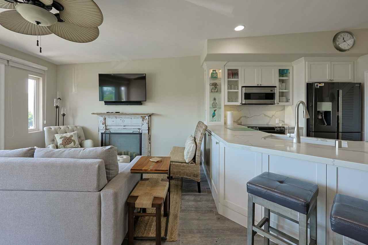 1609 Glorietta Blvd - Photo 5 of 30