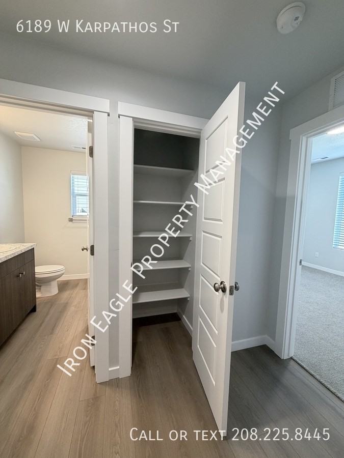 6189 W Karpathos St - Photo 3 of 36