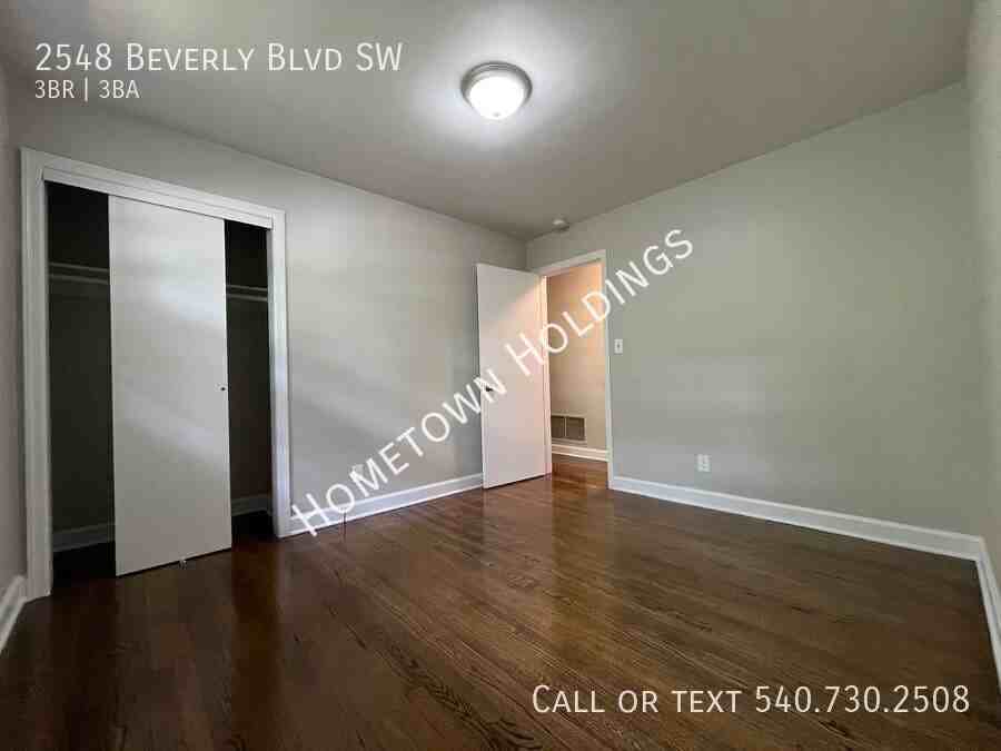 2548 Beverly Blvd Sw - Photo 7 of 19