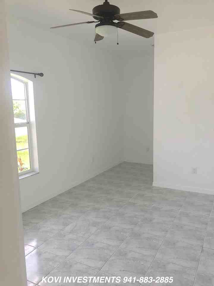 7252 Perennial Road - Photo 2 of 17