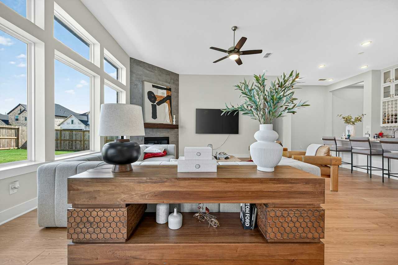 7727 Pleasant Crest Drive - Photo 2 of 50