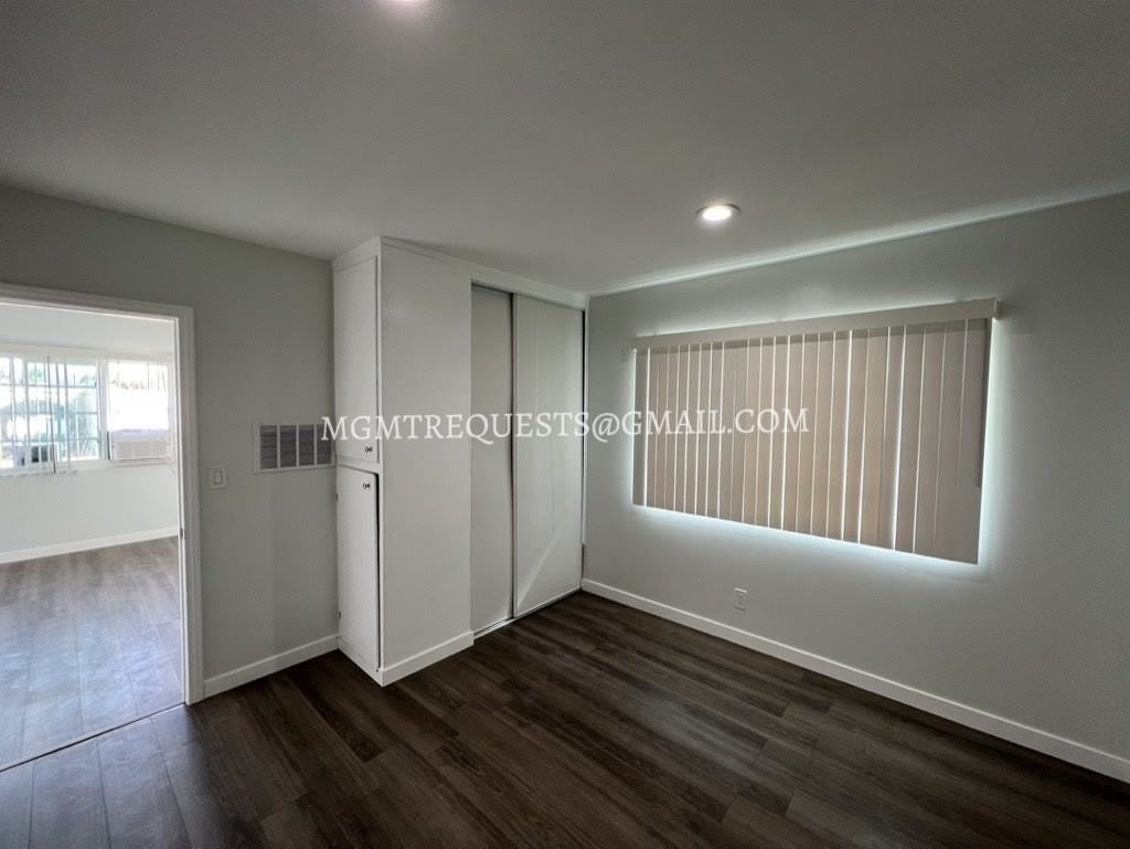 607 East Walnut Street, Unit 7 - Photo 6 of 7