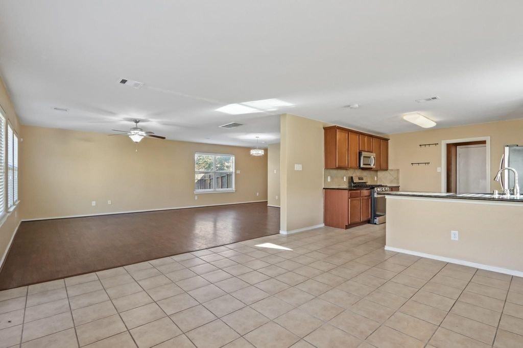 2002 Collins Rose Court - Photo 3 of 11