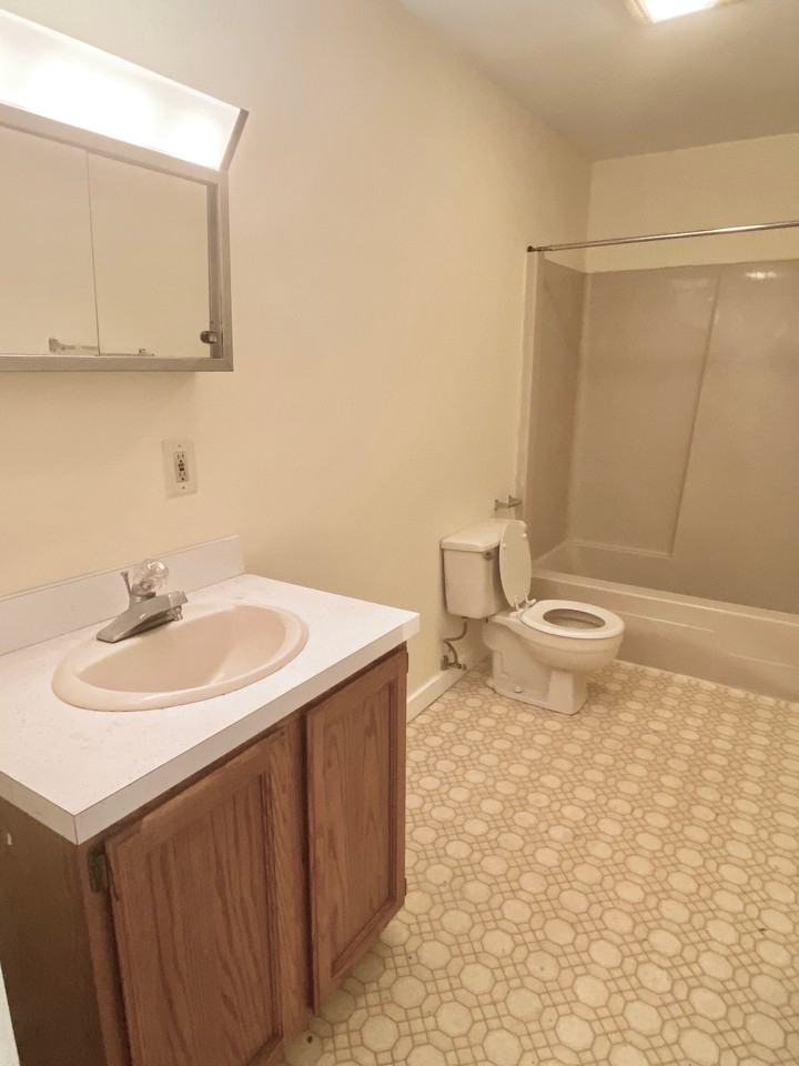 504 Main Street-Beehive 2 - Photo 4 of 4