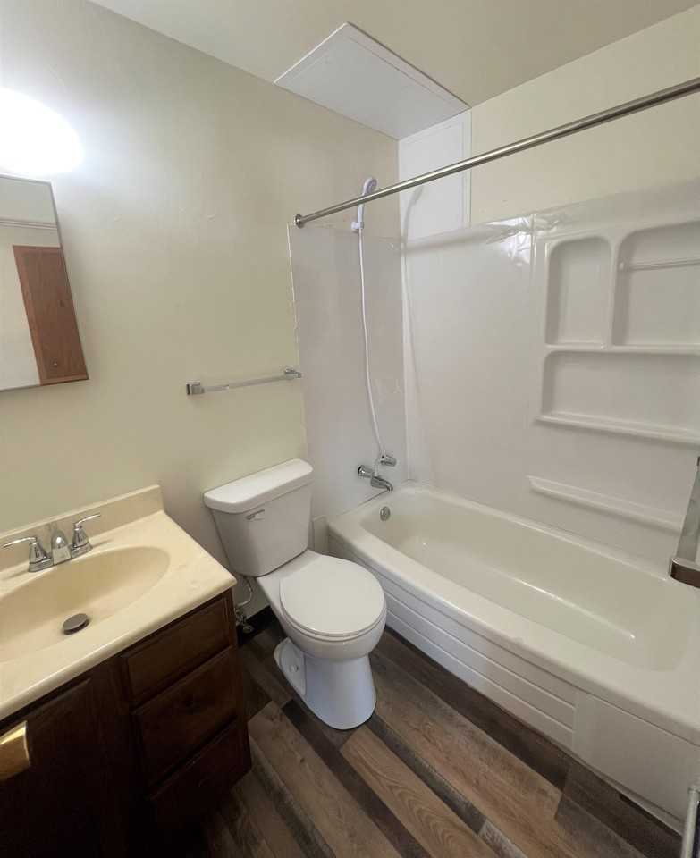 315 S Marshall St - 12 PLEX - Photo 7 of 9