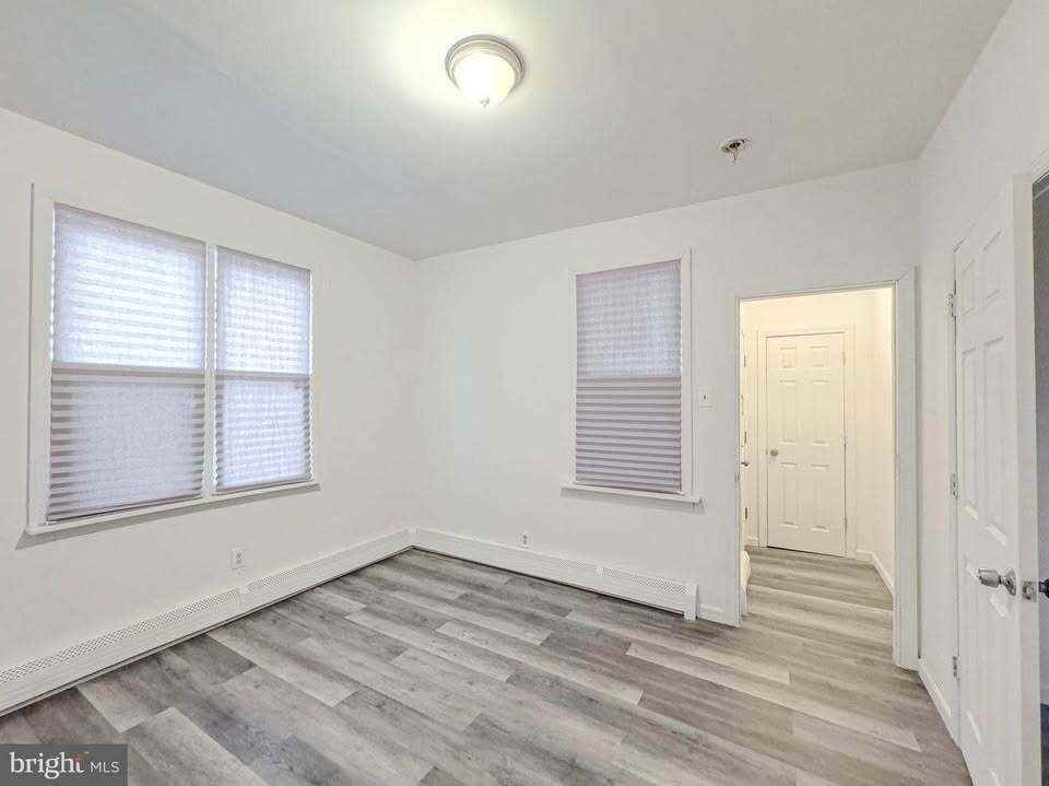 38 Broadway - Photo 2 of 26