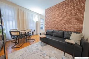 featured image of 180 Claremont Avenue