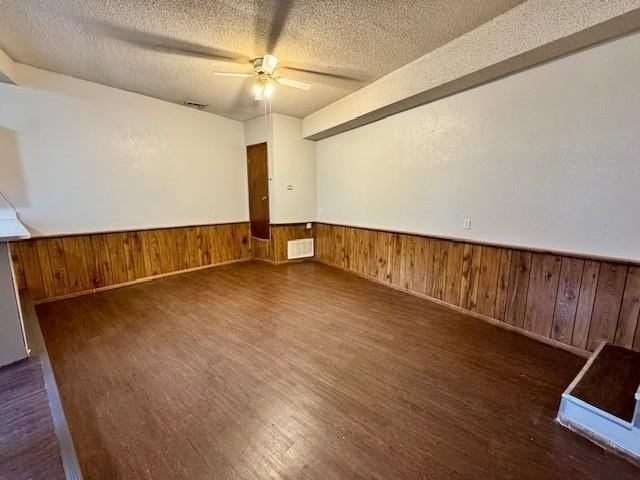 920 North Leverett Avenue #829 - Photo 4 of 16