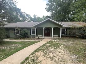 100 Lynwood Cir - Photo 1 of 1