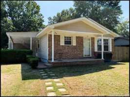 featured image of 15 Lillie St