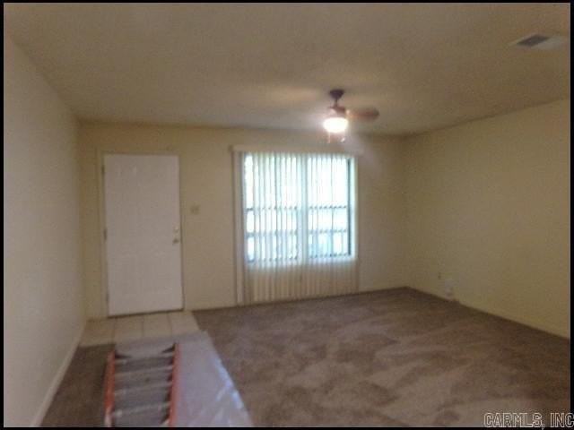 610 S Maple St Apt A - Photo 2 of 13