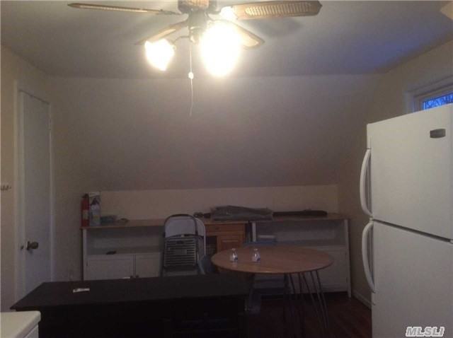 229 45th St - Photo 2 of 5