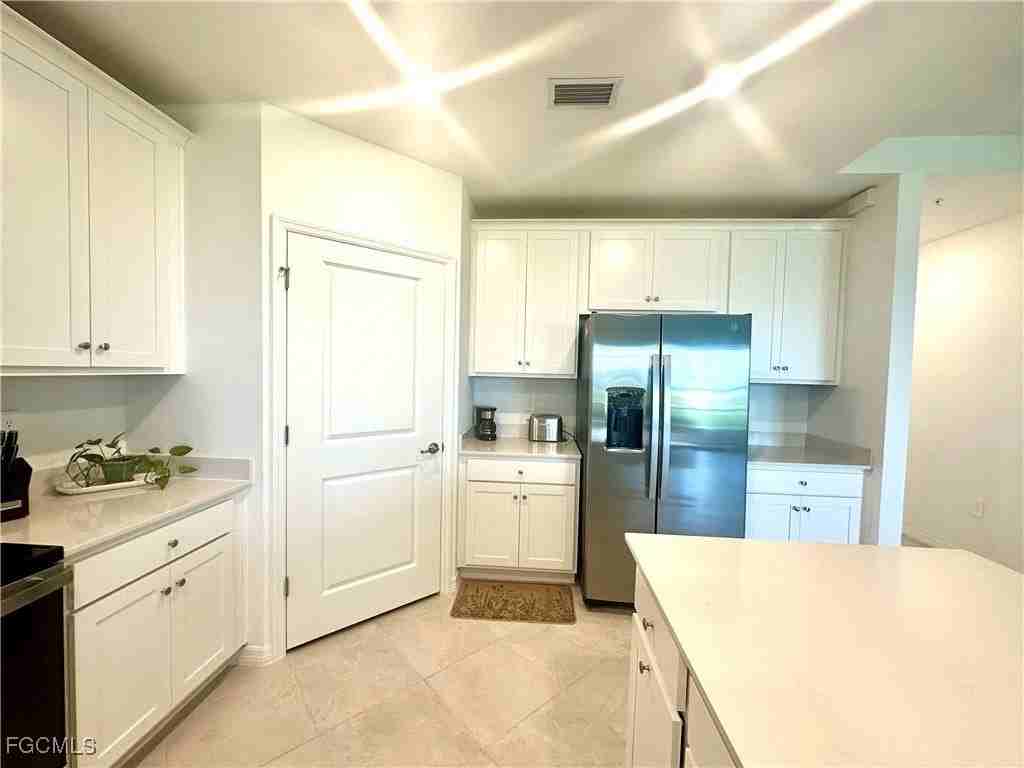 20610 Hazelnut Ct Unit 1511 #1511 - Photo 5 of 34