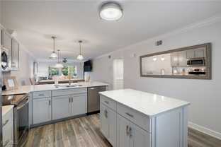 3021 Sandpiper Bay Cir Apt E106 #E106 - Photo 1 of 1