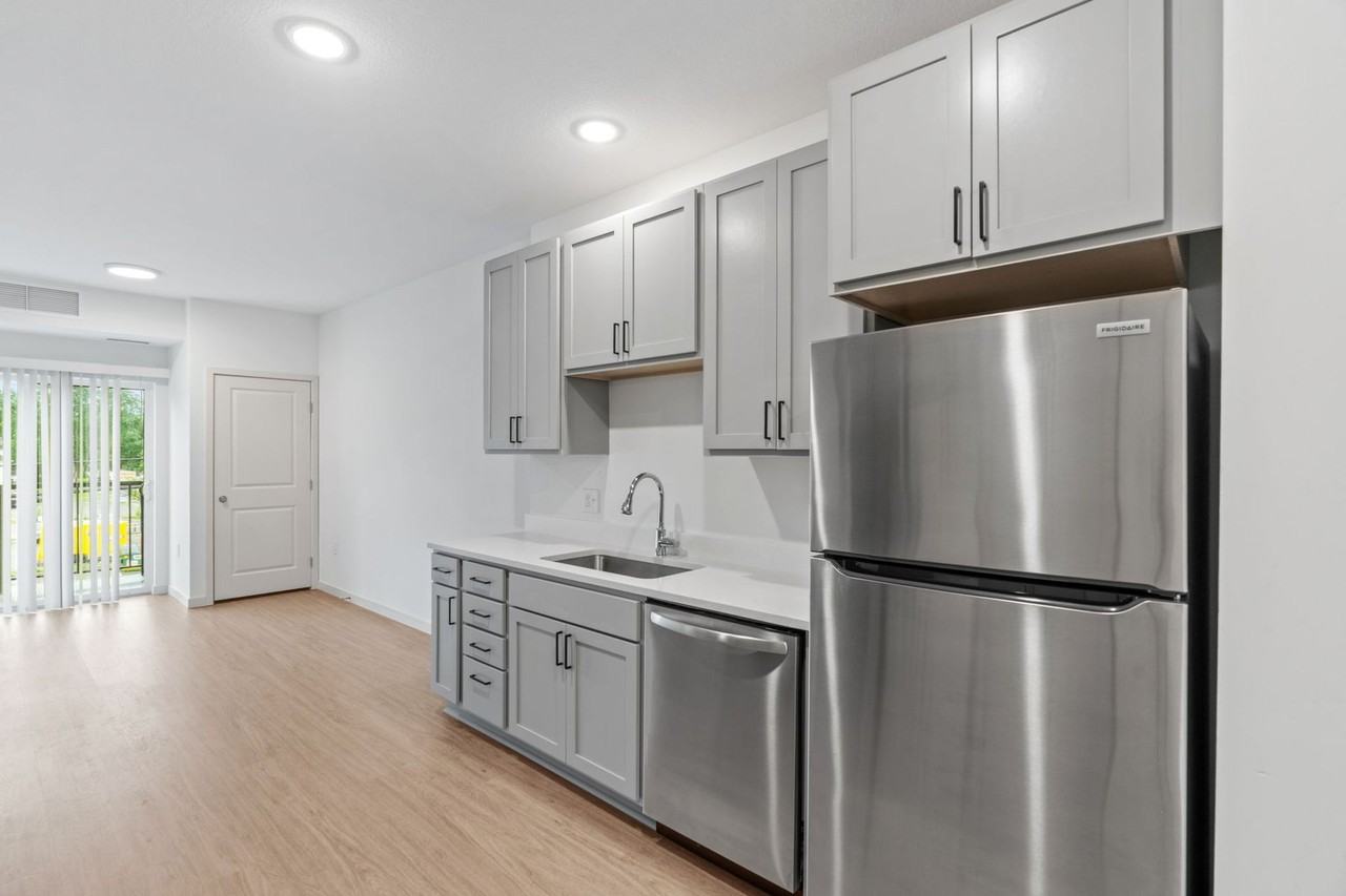 The Lucy Apartments | St. Paul - Photo 2 of 16