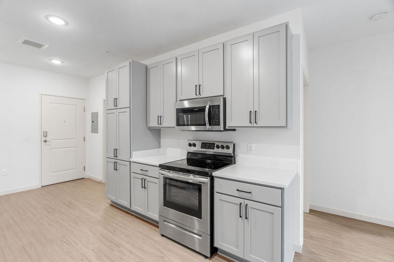 The Lucy Apartments | St. Paul - Photo 7 of 31