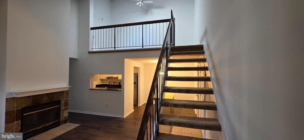 602 Ravens Crest Dr - Photo 3 of 14