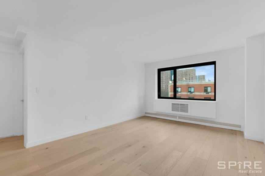 1330 5th Avenue - Photo 3 of 5