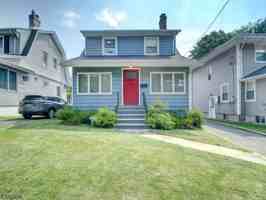 featured image of 415 Orange Rd