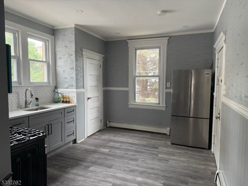 31 Tappan St #1 - Photo 4 of 9