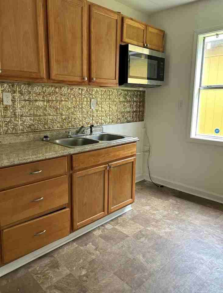 1397 Michigan St - Photo 2 of 6