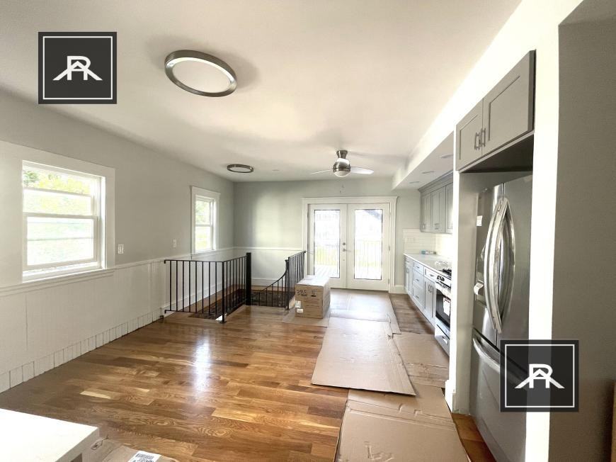 63 Waverly Street - Photo 3 of 10