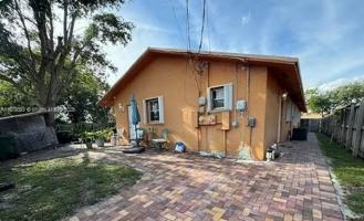2306 Liberty St #C - Photo 1 of 1