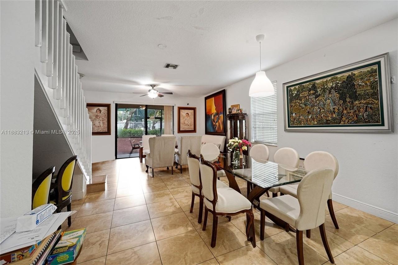 4101 Forest Drive - Photo 4 of 29