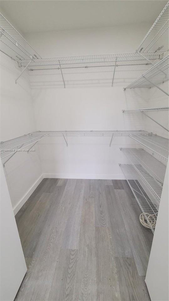 215 Zamora Ave #10 - Photo 5 of 12