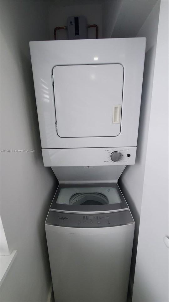 215 Zamora Ave #10 - Photo 7 of 12