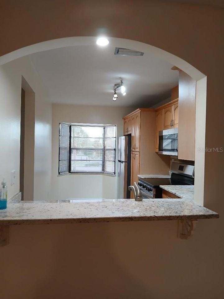 5787 Summer Side Ln #4B - Photo 7 of 21