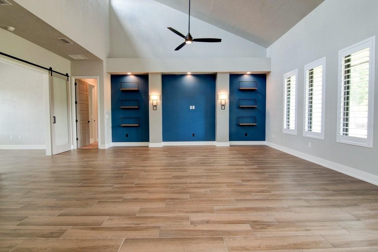 861 Sw 120th Dr - Photo 5 of 25