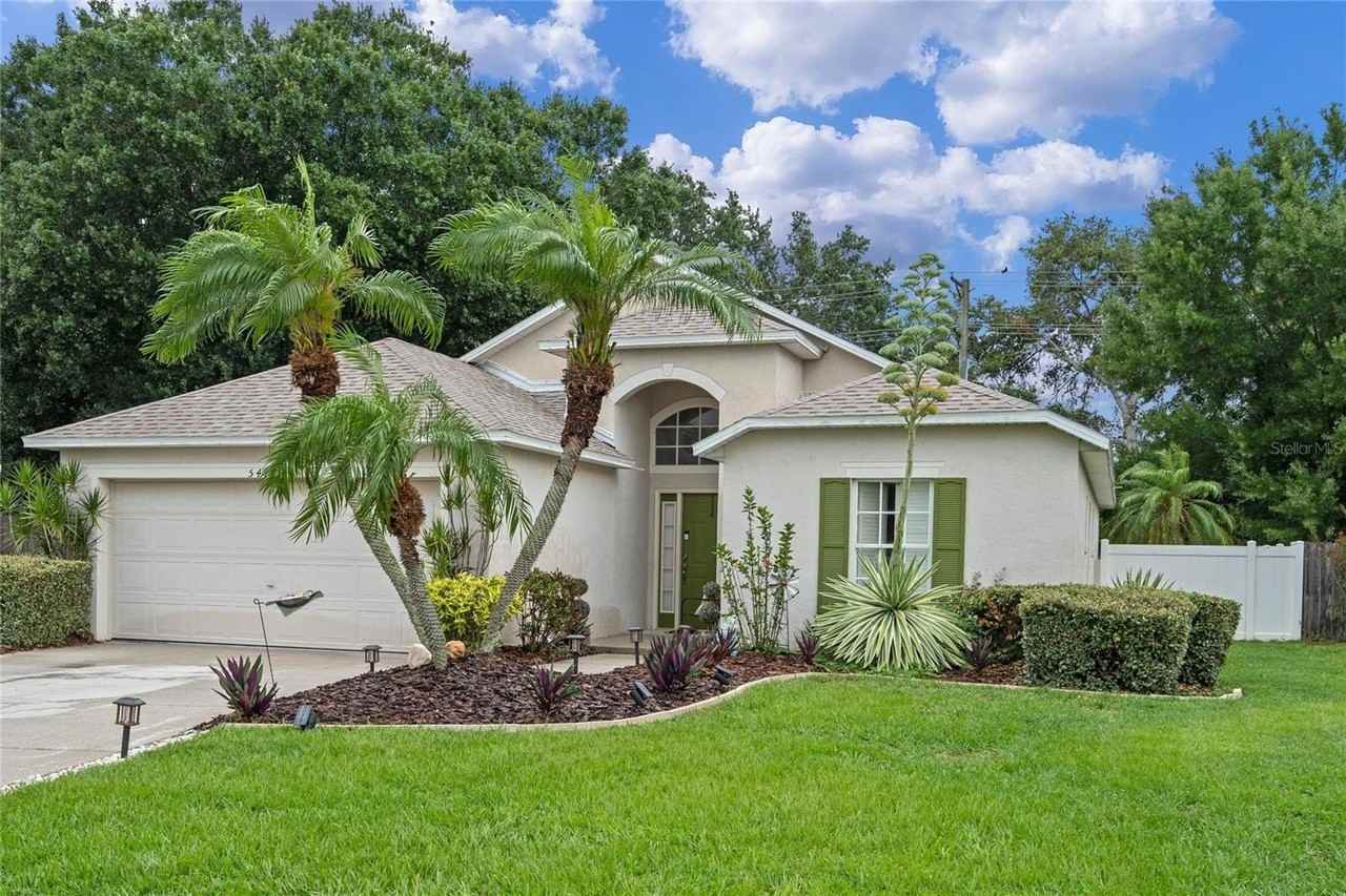 541 Heather Glen Dr - Photo 2 of 22