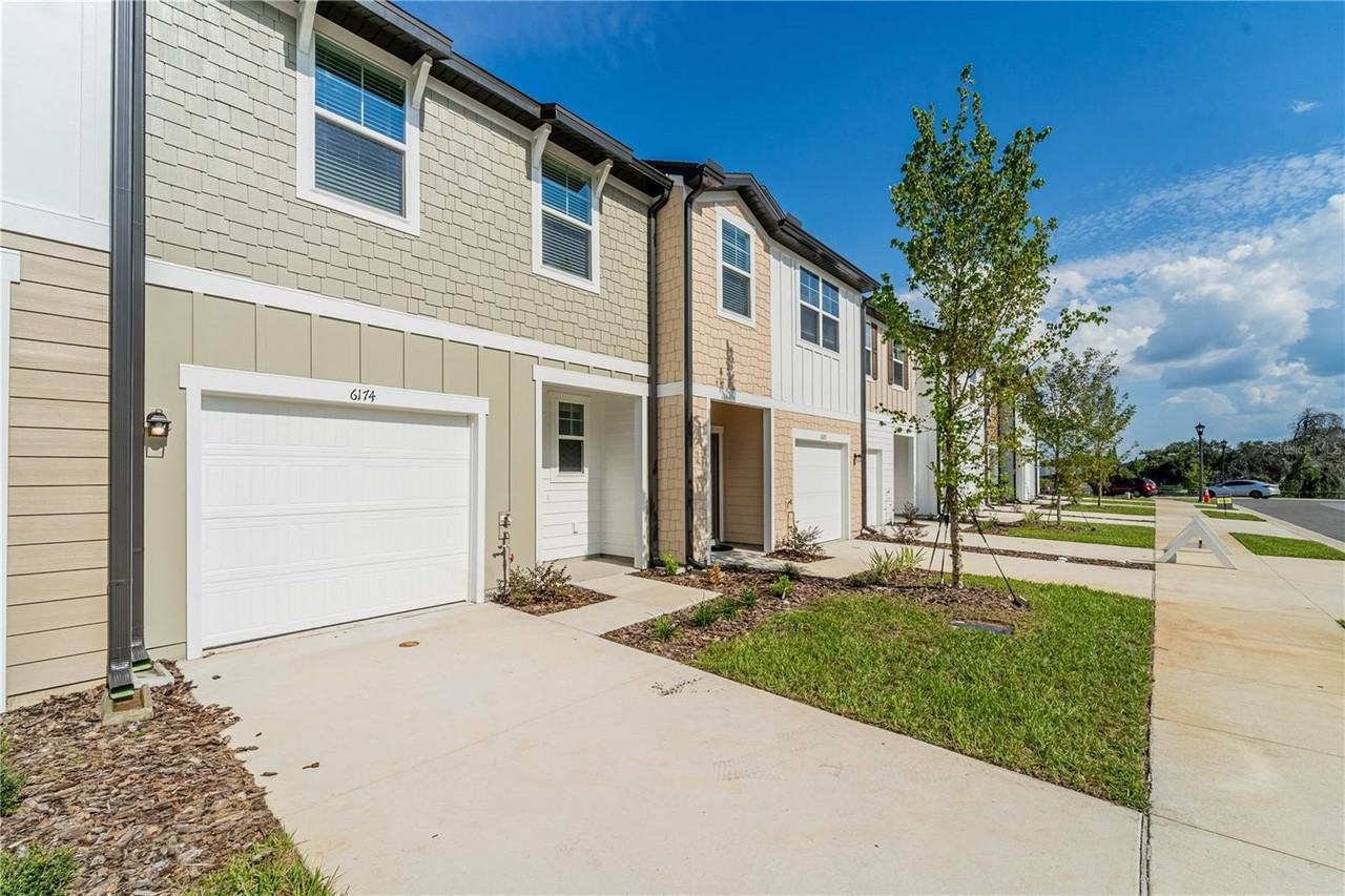 6174 Daerr Ridge St - Photo 3 of 41