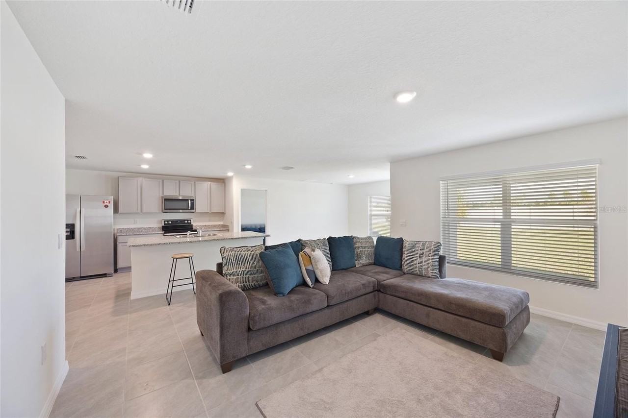 11517 Timber Grove Ln - Photo 7 of 37