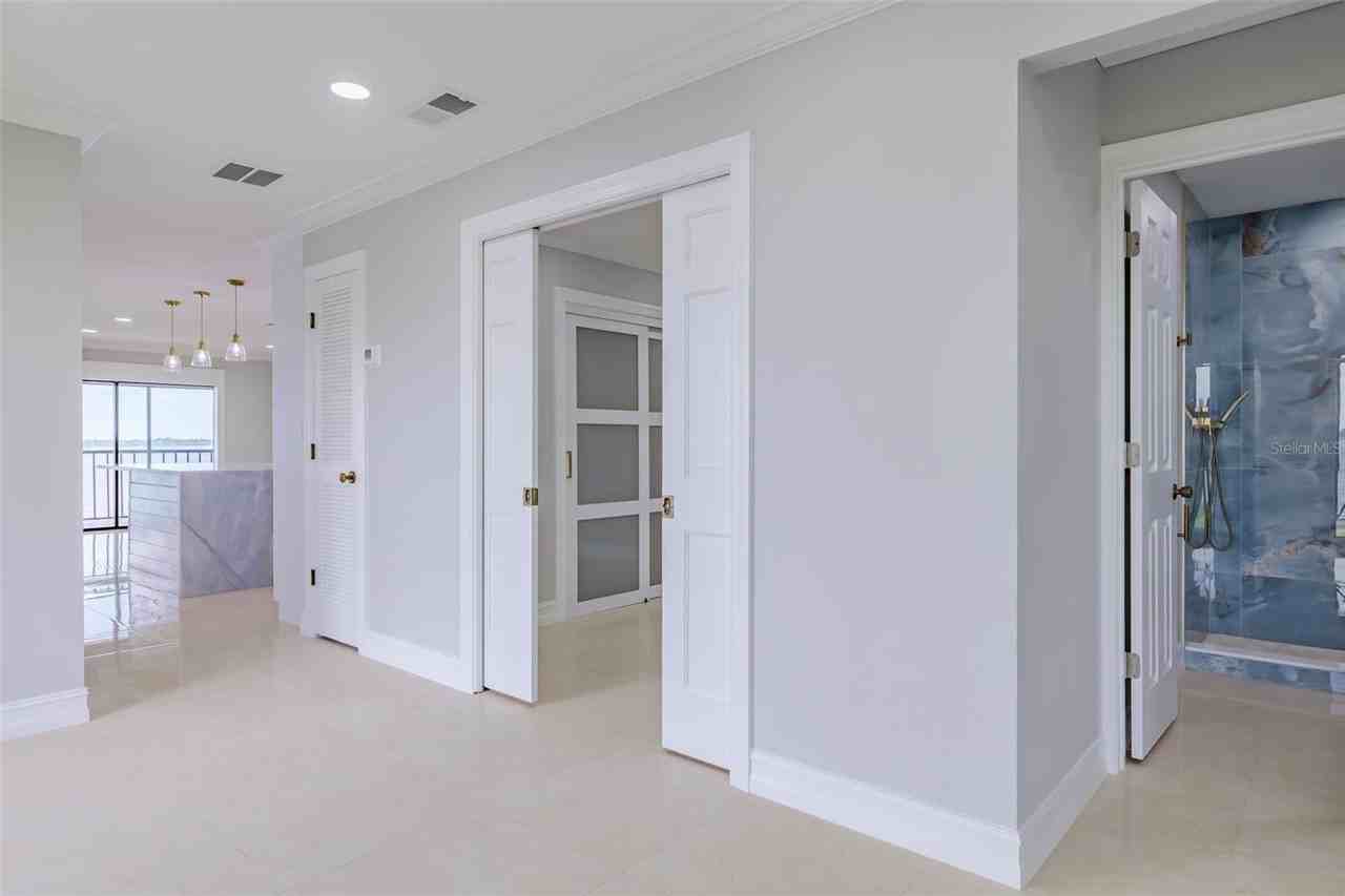 4403 7th St E #4 - Photo 4 of 20