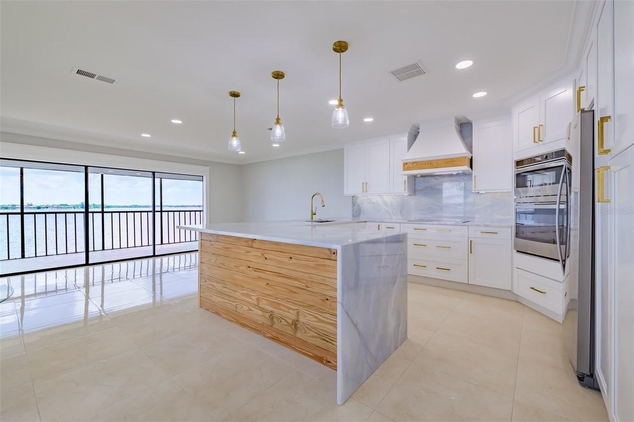 4403 7th St E #4 - Photo 6 of 20