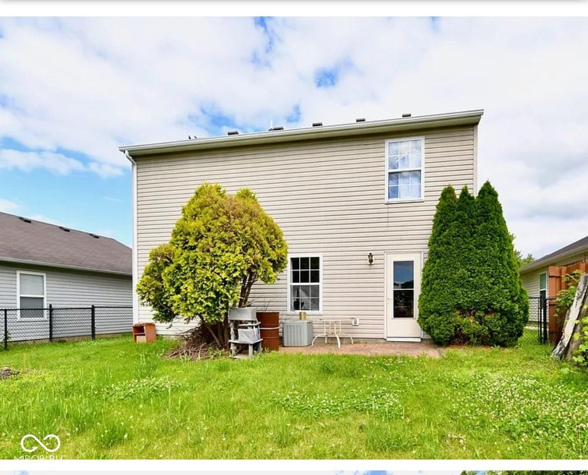 5302 Cliff Ridge Dr - Photo 4 of 19